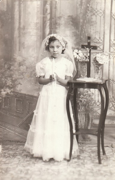 belen holy communion.jpg